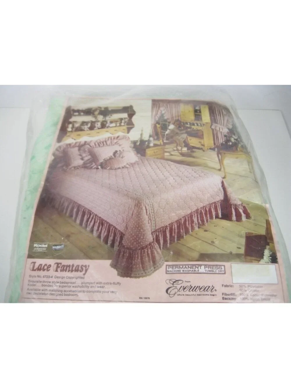 Lace Fantasy 84 in Priscilla Curtain Vintage Eyelet Green Polyester Open Pack